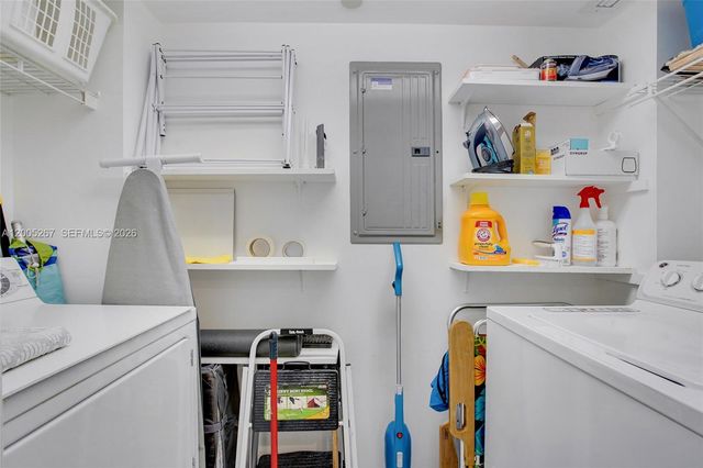 6917 Collins Ave 820, Miami Beach, FL 33141