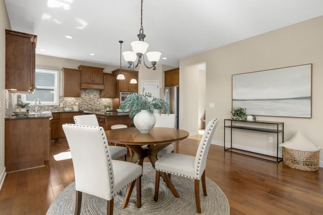 16615 52nd Avenue N, Plymouth, MN 55446