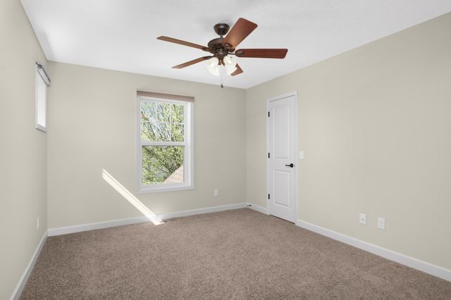16615 52nd Avenue N, Plymouth, MN 55446