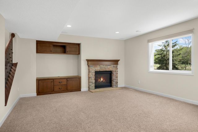 16615 52nd Avenue N, Plymouth, MN 55446