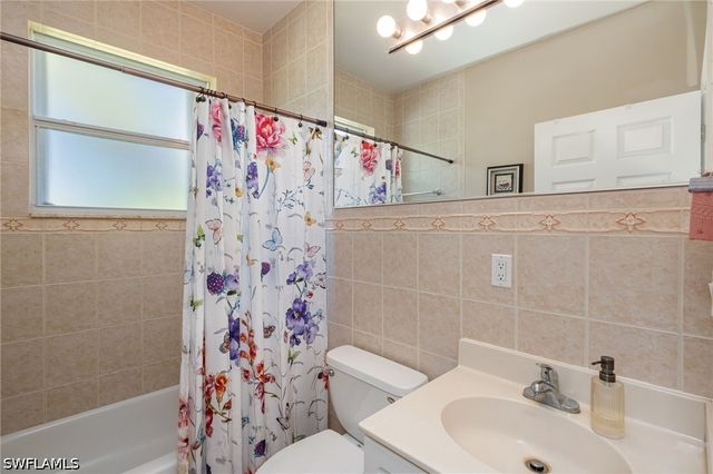3720 52nd AVE NE, Naples, FL 34120