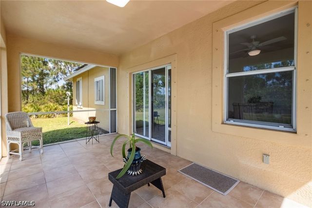 3720 52nd AVE NE, Naples, FL 34120