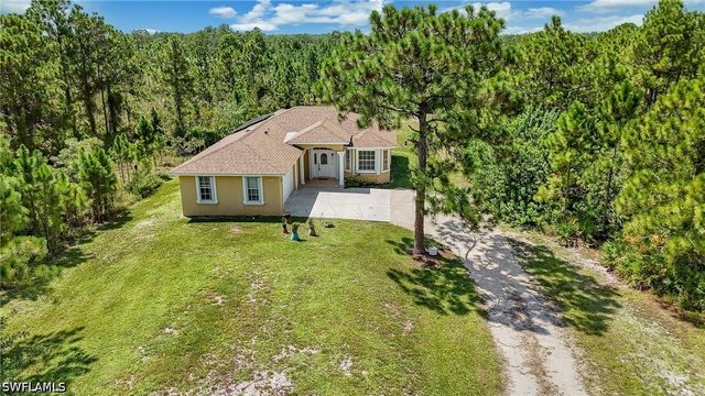 3720 52nd AVE NE, Naples, FL 34120