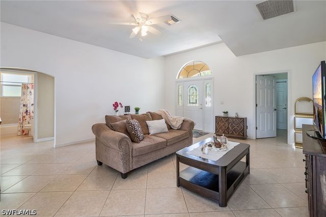 3720 52nd AVE NE, Naples, FL 34120