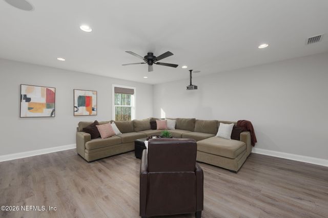 146 WOODBAY Court, St. Johns, FL 32259