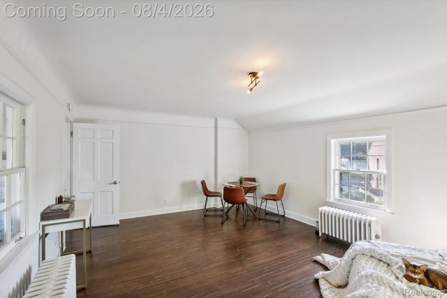 276 Lewiston Road, Grosse Pointe Farms, MI 48236