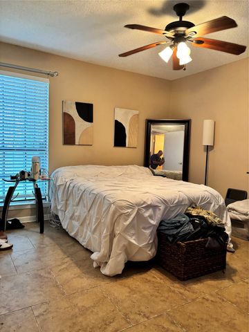 1603 N Garrett Avenue 100, Dallas, TX 75206