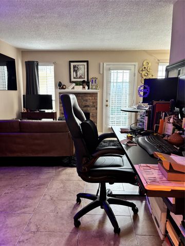 1603 N Garrett Avenue 100, Dallas, TX 75206