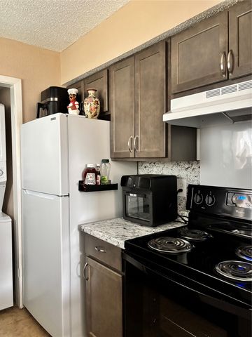 1603 N Garrett Avenue 100, Dallas, TX 75206