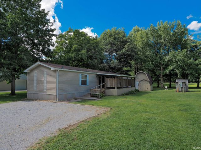 6805 E Palmer Drive, Monticello, IN 47960
