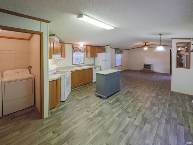 6805 E Palmer Drive, Monticello, IN 47960