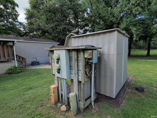 6805 E Palmer Drive, Monticello, IN 47960