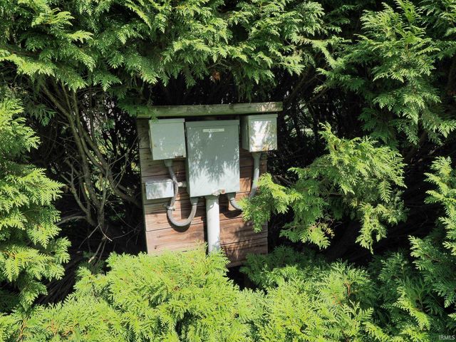 6805 E Palmer Drive, Monticello, IN 47960