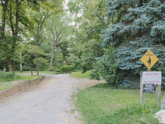 6805 E Palmer Drive, Monticello, IN 47960