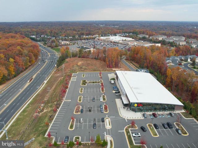 16600 DOWNY FLAKE MEWS, Dumfries, VA 22025