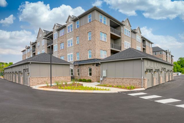 141 Saundersville Rd Apt 1402, Hendersonville, TN 37075