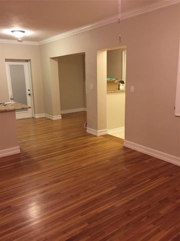 2910 SW 103rd Place, Miami, FL 33165