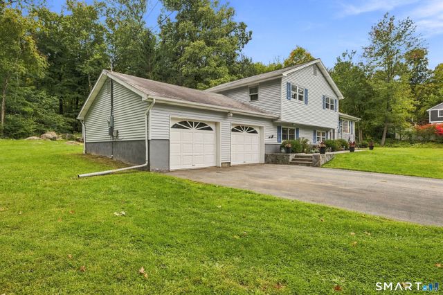 27 Rita Drive, New Fairfield, CT 06812