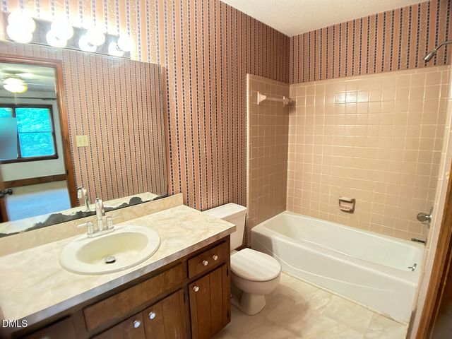 5100 Castlebrook Drive, Raleigh, NC 27604