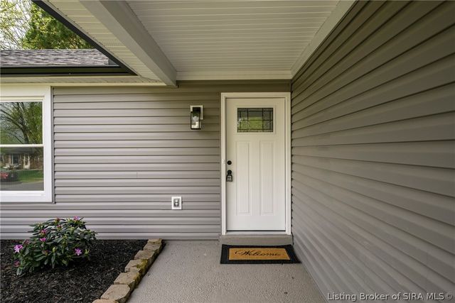 1004 Presidential Place, Jeffersonville, IN 47130