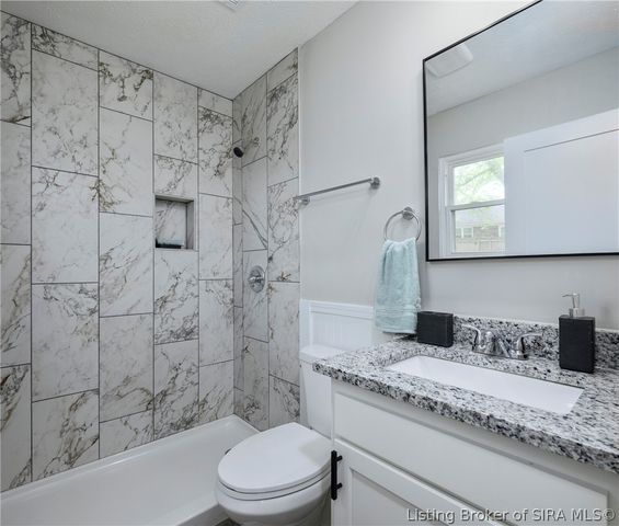 1004 Presidential Place, Jeffersonville, IN 47130