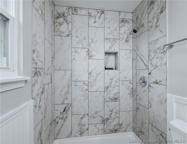 1004 Presidential Place, Jeffersonville, IN 47130