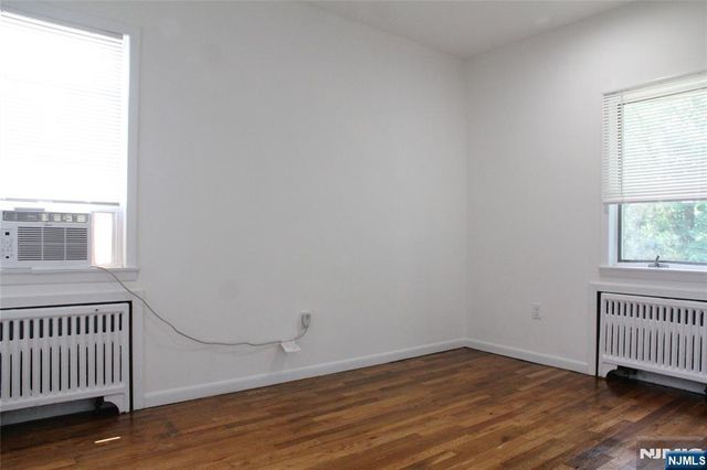 610 Grand Avenue C, Leonia, NJ 07605