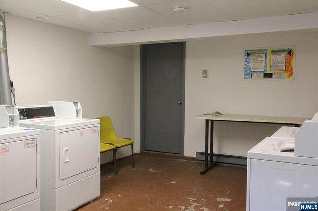 610 Grand Avenue C, Leonia, NJ 07605