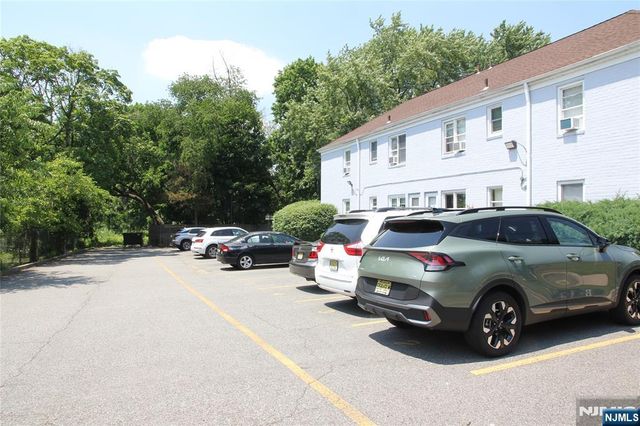 610 Grand Avenue C, Leonia, NJ 07605