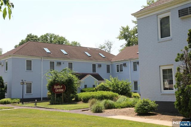 610 Grand Avenue C, Leonia, NJ 07605