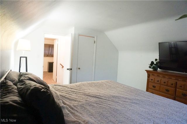 1140 Cooper Drive, Cuyahoga Falls, OH 44221