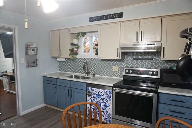 1140 Cooper Drive, Cuyahoga Falls, OH 44221