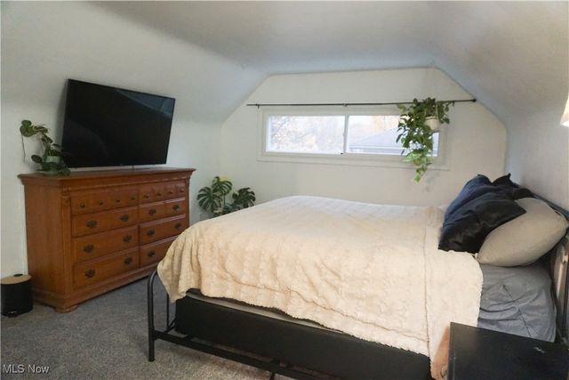 1140 Cooper Drive, Cuyahoga Falls, OH 44221