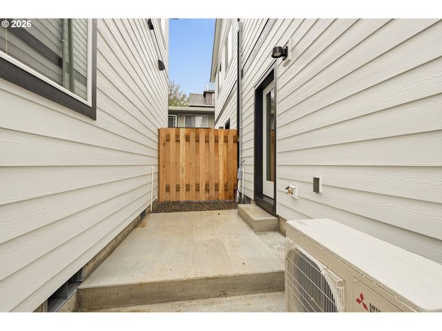 524 S Texas St, Portland, OR 97219