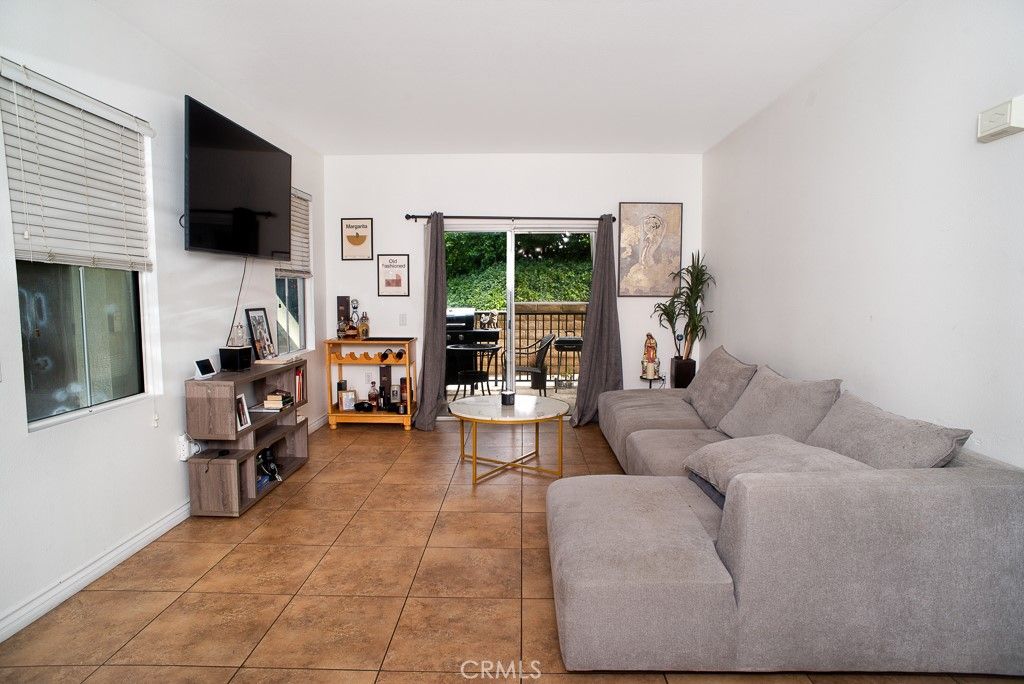 Image 6 of property listing at 20000 Plum Canyon, Saugus, CA 91350