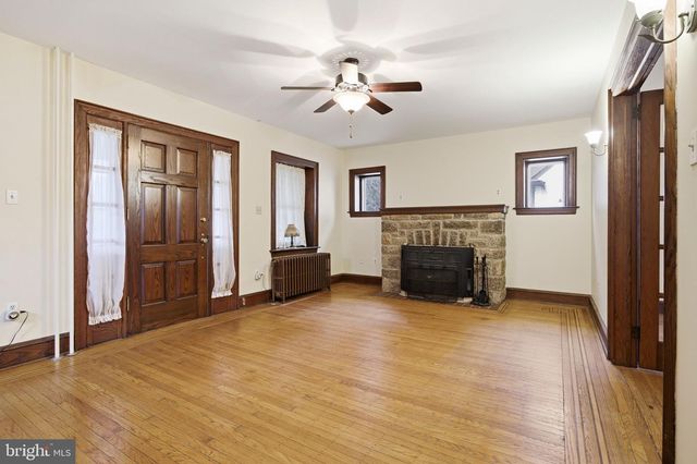 4221 CONCORD RD, Aston, PA 19014