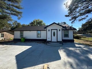 317 E Palm, Lonoke, AR 72086