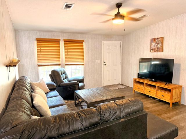 5331 SE 122 AVENUE, Morriston, FL 32668