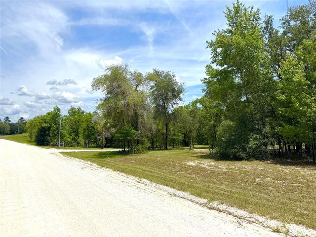 5331 SE 122 AVENUE, Morriston, FL 32668