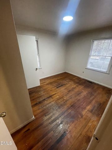 429 Rose Lane, Raleigh, NC 27610