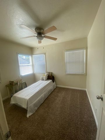 1401 El Sereno Dr, Bakersfield, CA 93304