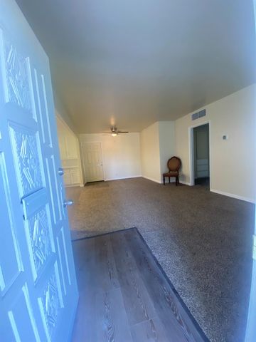 1401 El Sereno Dr, Bakersfield, CA 93304