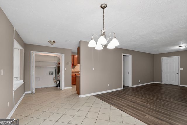 2729 Caribou Courts, Morrow, GA 30260