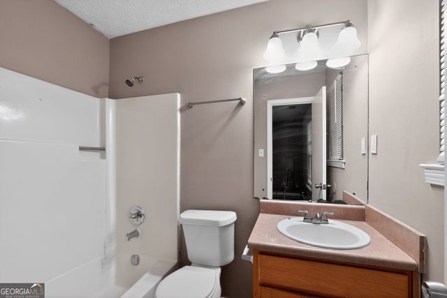 2729 Caribou Courts, Morrow, GA 30260