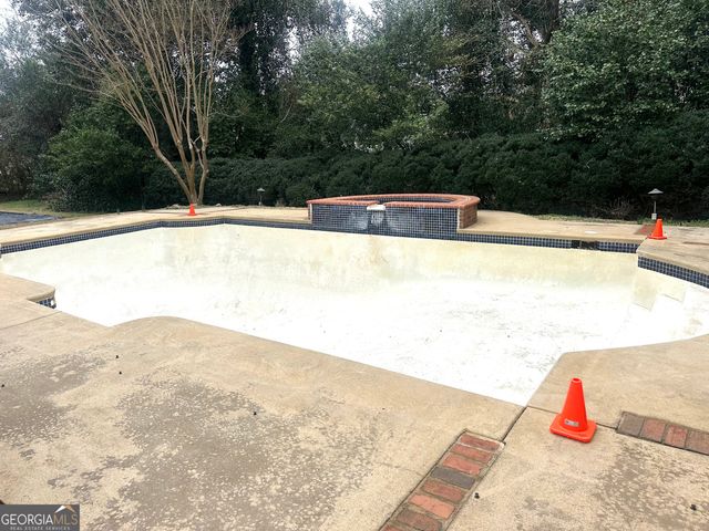 550 S Hill Street, Griffin, GA 30224