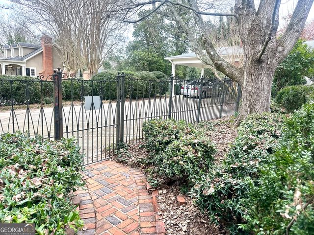 550 S Hill Street, Griffin, GA 30224