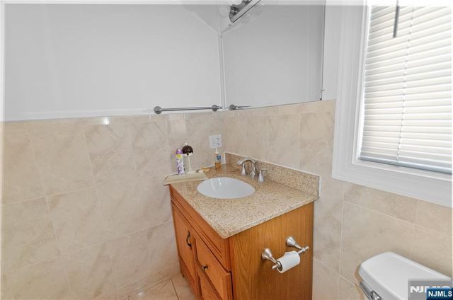 431 Washington Avenue, Belleville, NJ 07109