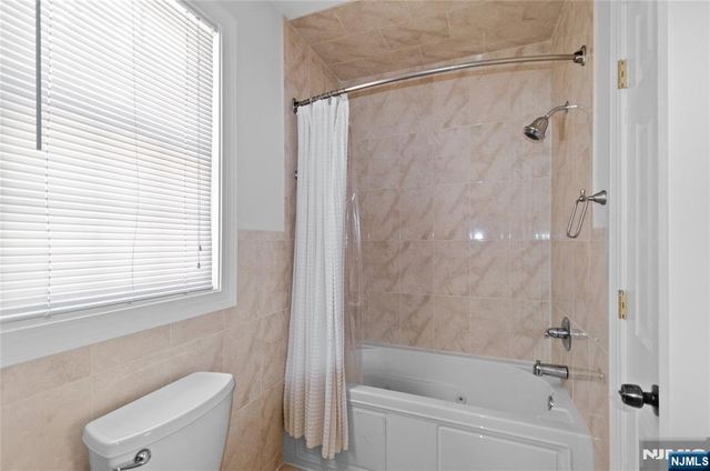 431 Washington Avenue, Belleville, NJ 07109