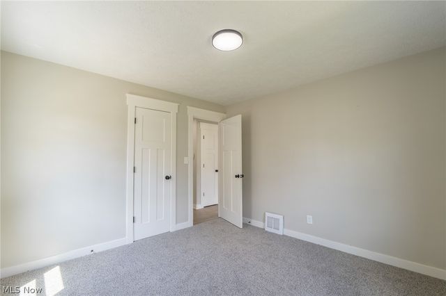 37 Arlington Circle, Wickliffe, OH 44092
