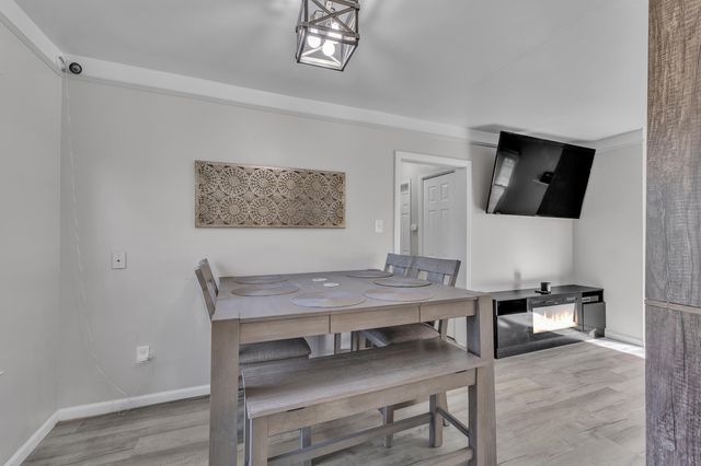 19135 Weyher Street, Livonia, MI 48152